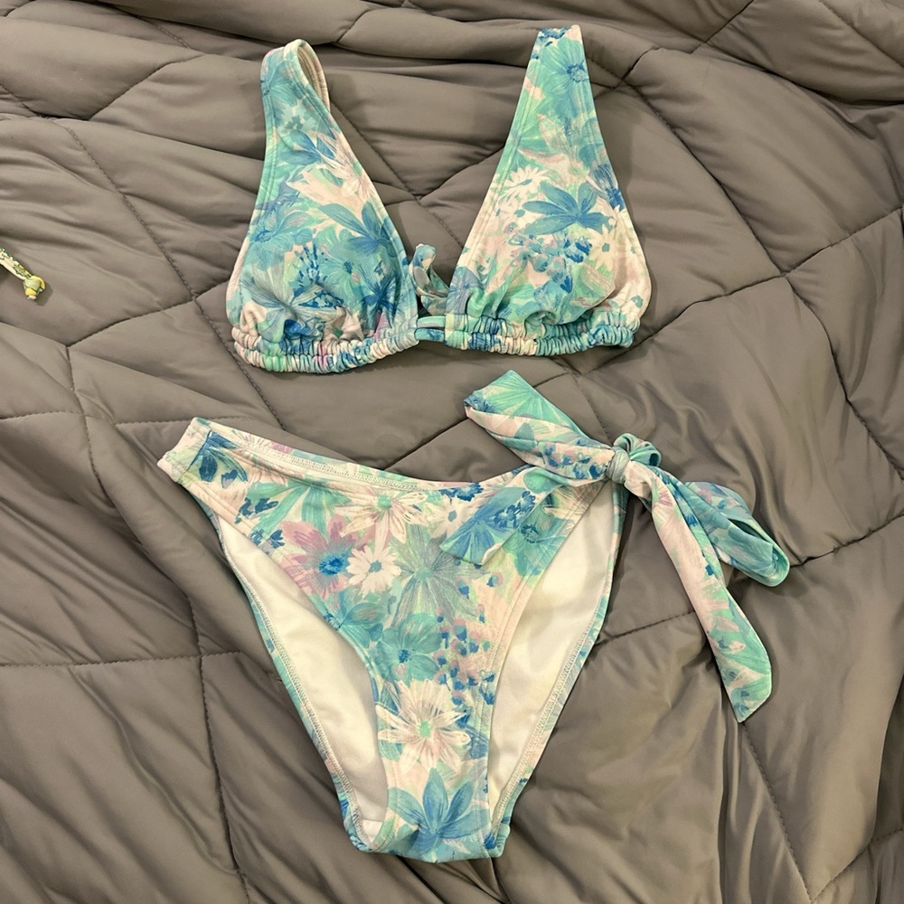 Padded Blue Pastel Floral Bikini Set